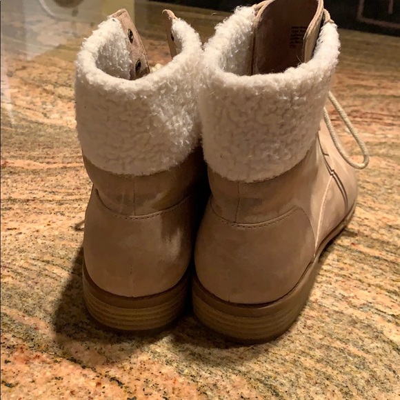 Stitch fix faux fur boots - Picture 3 of 5